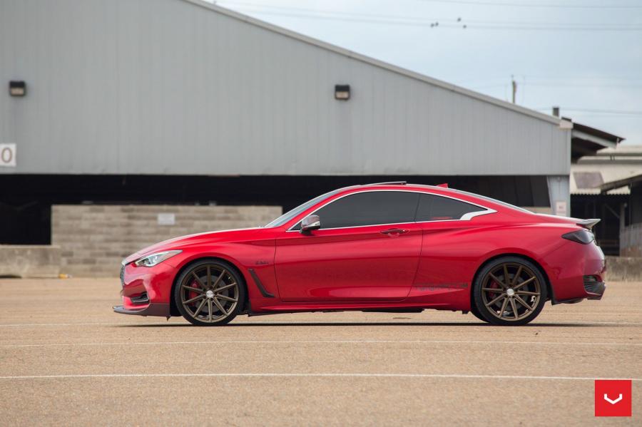  Infiniti Q60 2.0t on Vossen Wheels (VFS10) 2017 года  (фото 35 из 42)